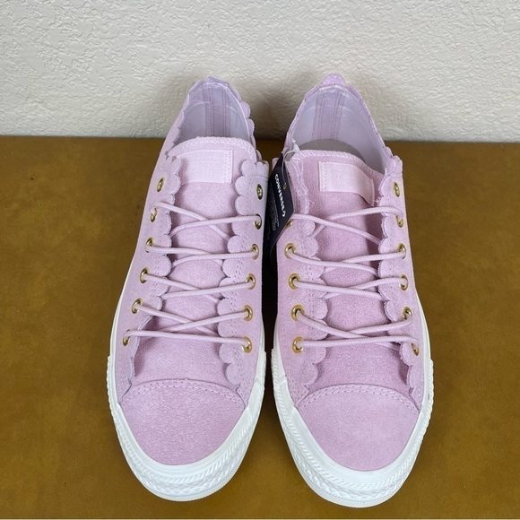 Converse CTAS Low Ox Frilly Thrills Suede Sneaker Size 10 Women - Picture 3 of 10